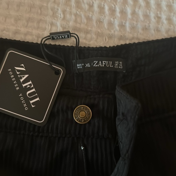 Zaful Ribbed Pants - Picture 3 of 4